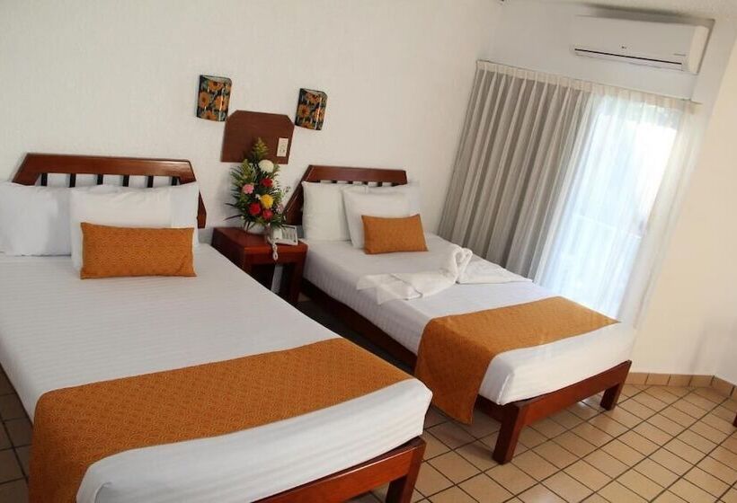 ホテル Maya Palenque