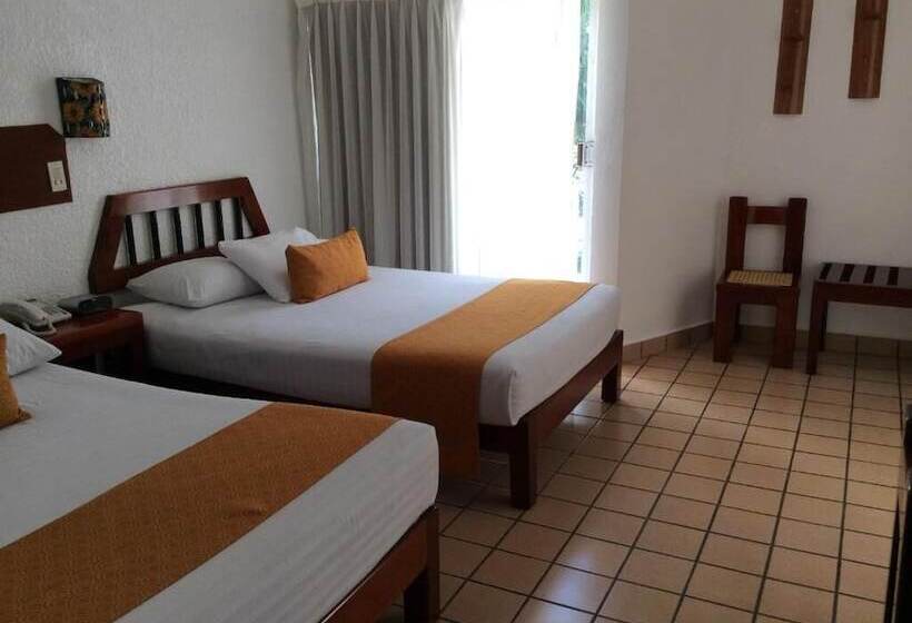 ホテル Maya Palenque