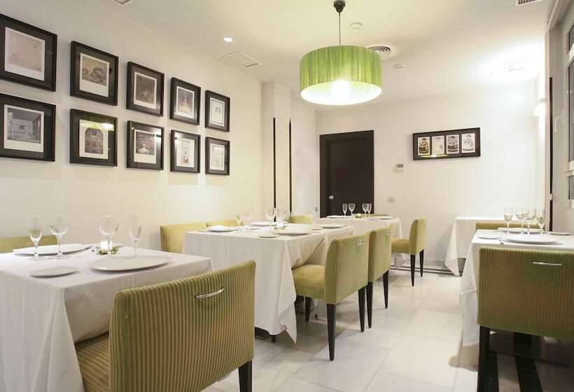 هتل Meninas Boutique Opera