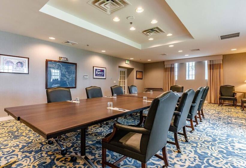 酒店 Mill Falls At The Lake