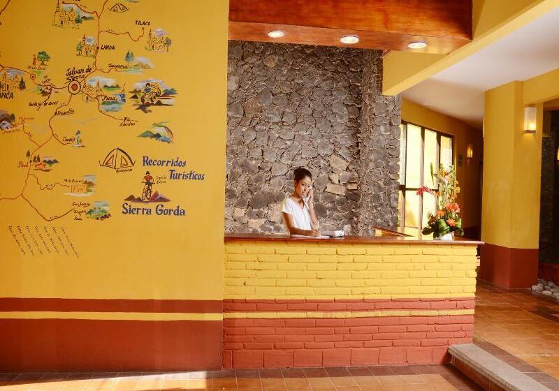 ホテル Misión Concá