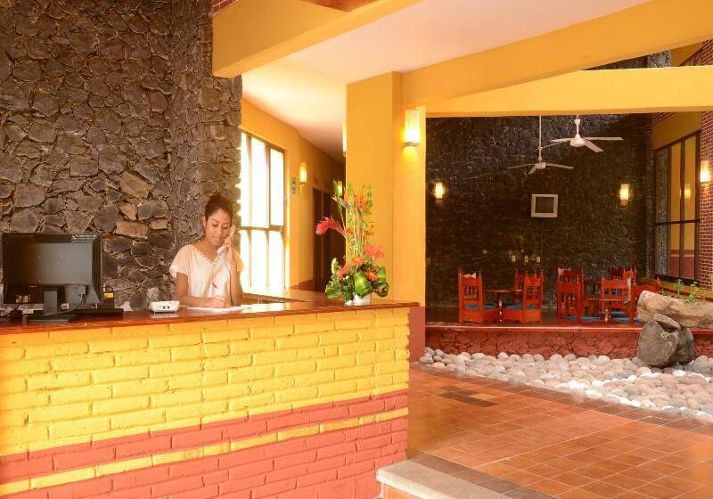 ホテル Misión Concá