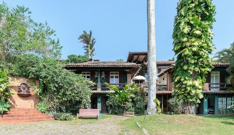 בית מלון כפרי Pousada Afrika