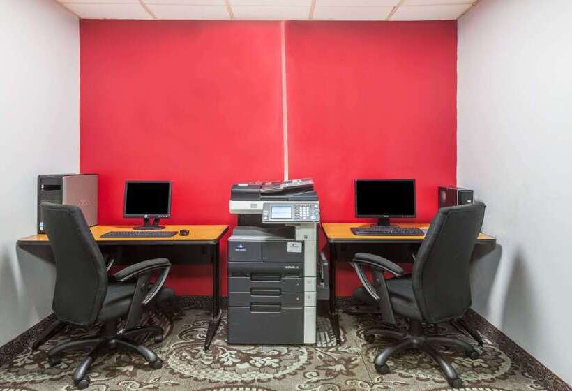 호텔 Ramada Plaza By Wyndham Albany