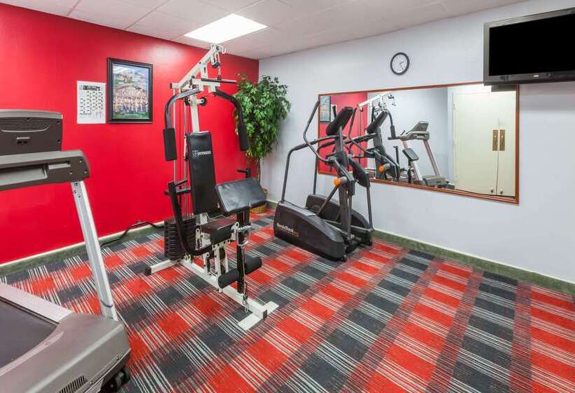 호텔 Ramada Plaza By Wyndham Albany