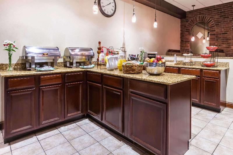 호텔 Ramada Plaza By Wyndham Albany