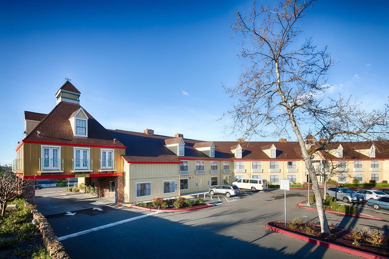 ホテル Red Lion Inn & Suites Auburn