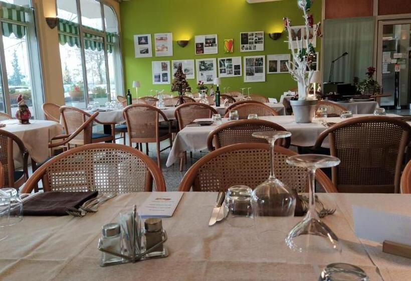 Отель Ristorante Alla Campagna