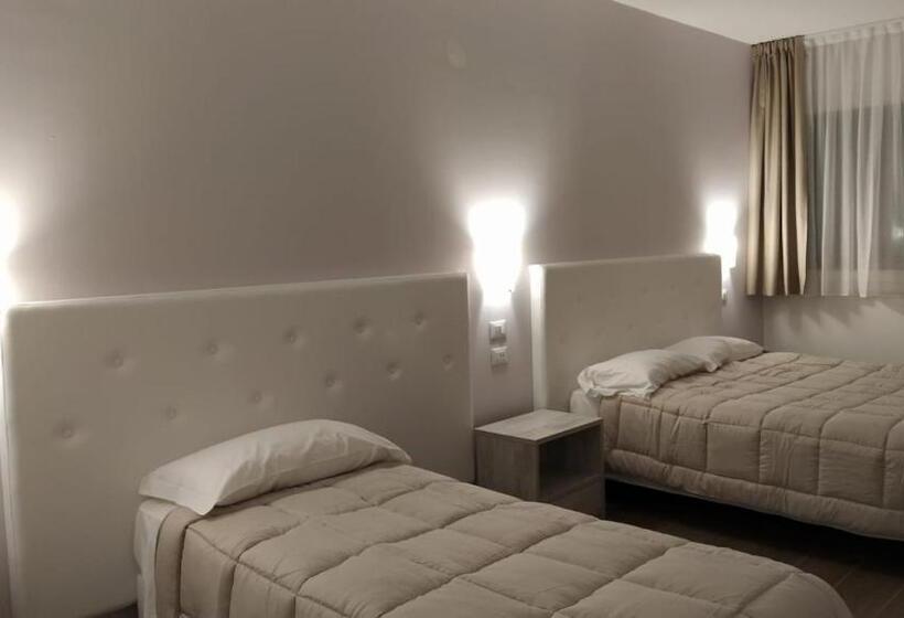 Отель Ristorante Alla Campagna