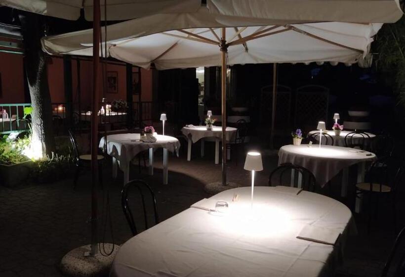 Отель Ristorante Alla Campagna
