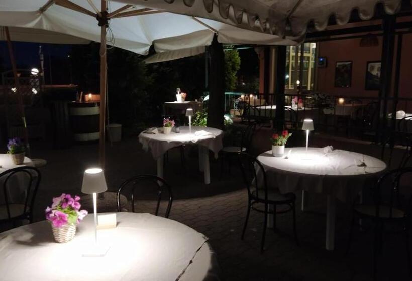 Отель Ristorante Alla Campagna