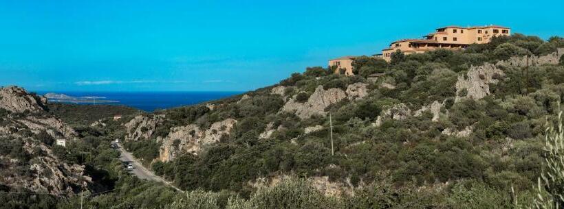فندق Rocce Sarde