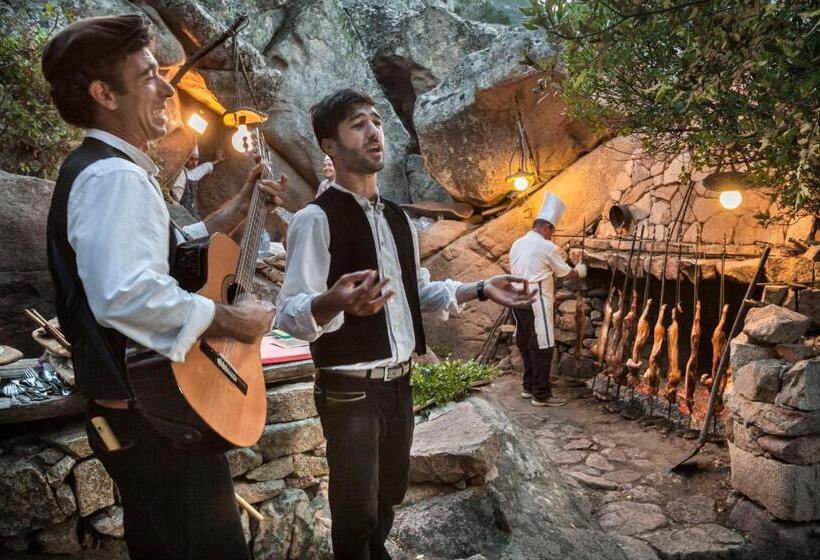 فندق Rocce Sarde