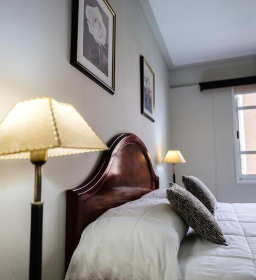 Отель San Nicolas Plaza