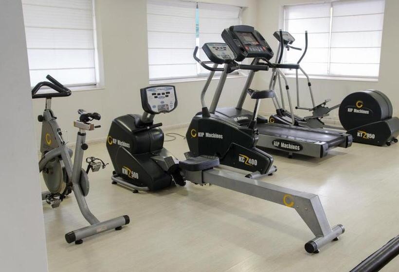 Отель San Nicolas Plaza