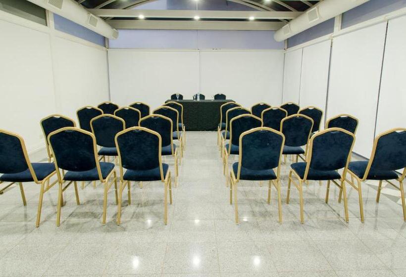 Отель San Nicolas Plaza