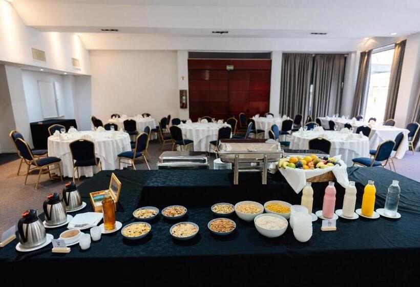 Отель San Nicolas Plaza