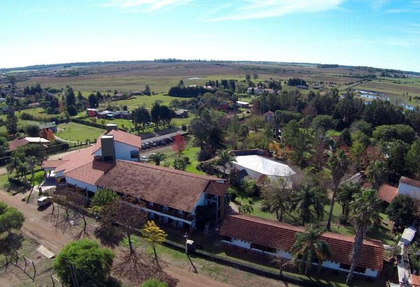 هتل Termas Posada Del Siglo Xix