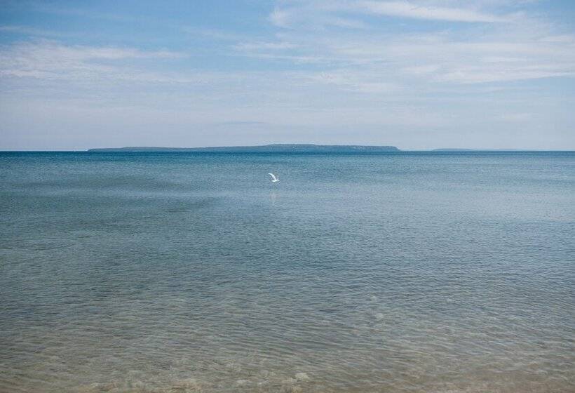 Отель Breakers Resort   Lakeside