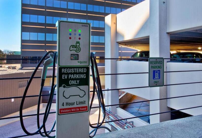 فندق The Westin Southfield Detroit