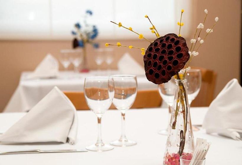 בית מלון כפרי Villa De Ayerbe