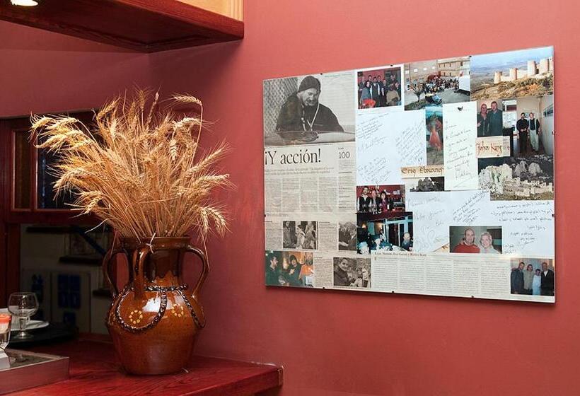 בית מלון כפרי Villa De Ayerbe