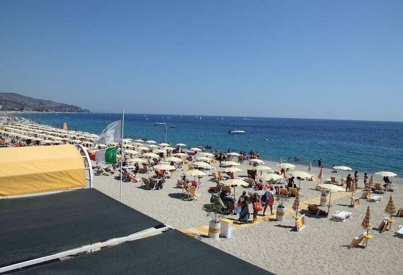 ホテル Villaggio Calaghena