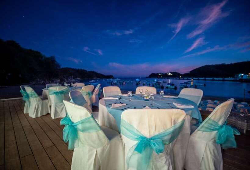 Marina Resort & Beach Club