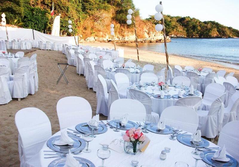 Marina Resort & Beach Club