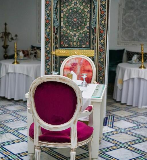 Riad Maison Bleue And Spa