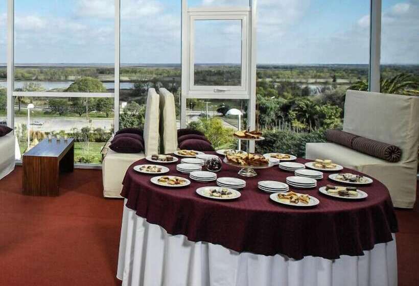 Sol Victoria Hotel Spa & Casino