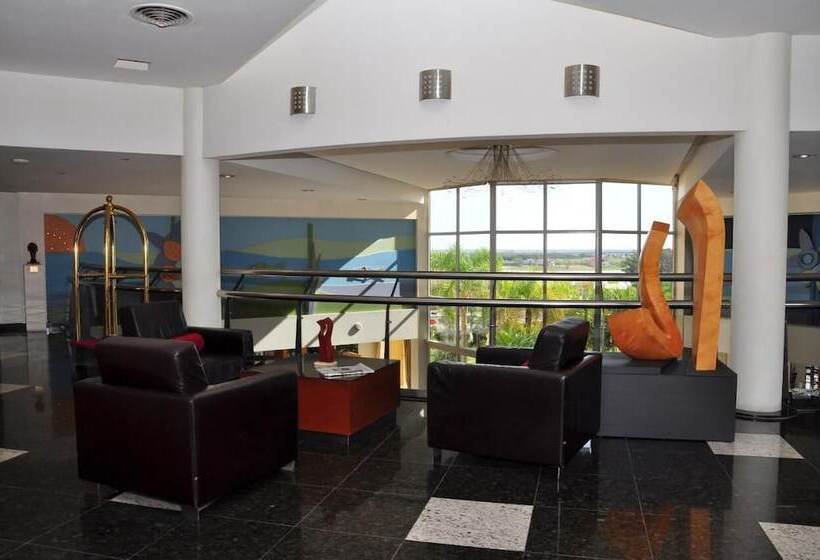 Sol Victoria Hotel Spa & Casino