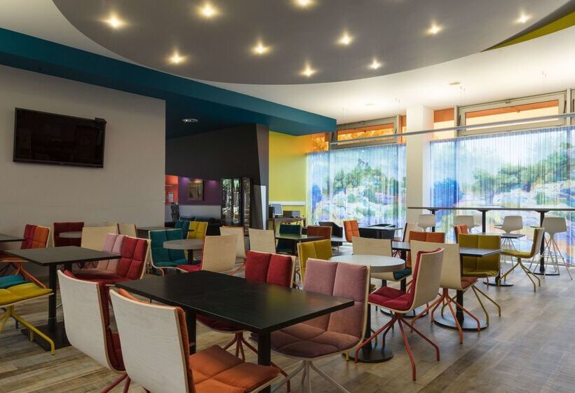 Brit Hotel Codalysa Marne La Vallée   Torcy