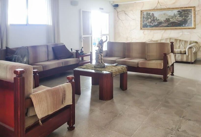 هتل Ayenda 1622 Charmin