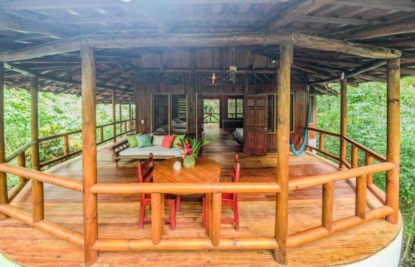 هتل Encanta La Vida