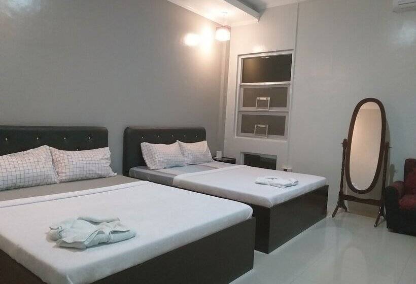 فندق Grand Robertos Inn