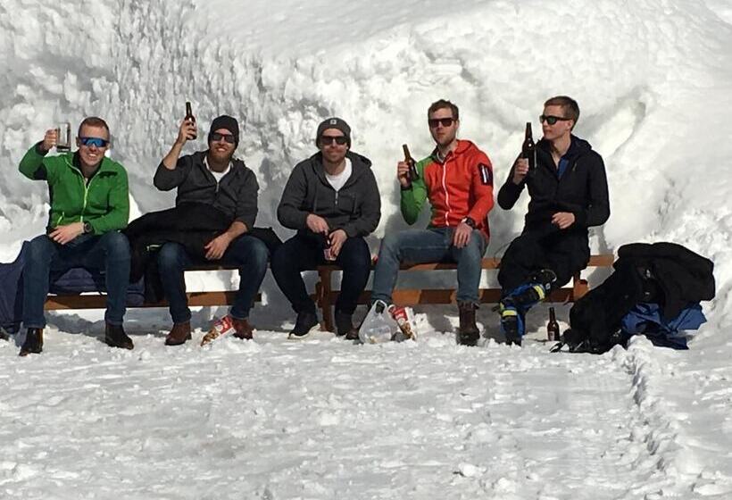 هتل Guest House Bunk