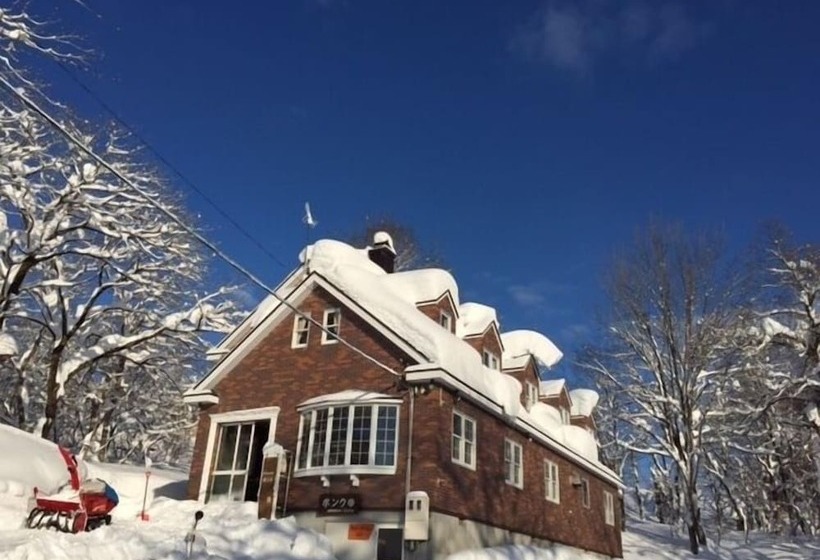 هتل Guest House Bunk