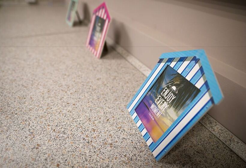 فندق Happy Holiday Hostel