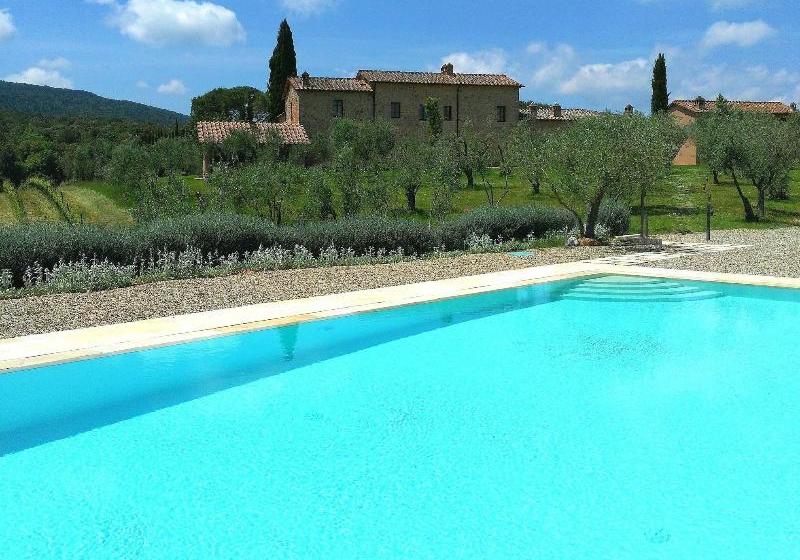 בית מלון כפרי La Caminata