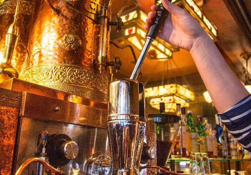 فندق Mcmenamins Olympic Club