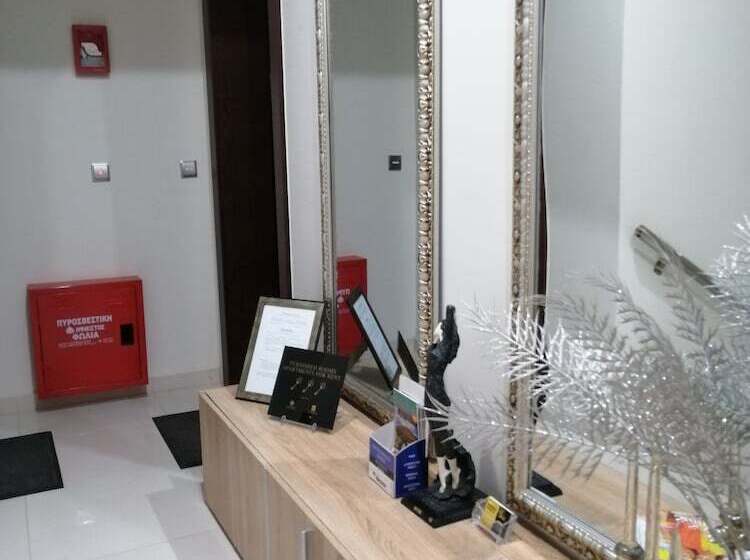 Отель Palataki Residence