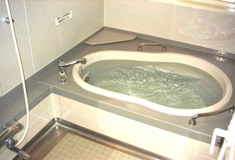 فندق Pension Nanatsumori Family