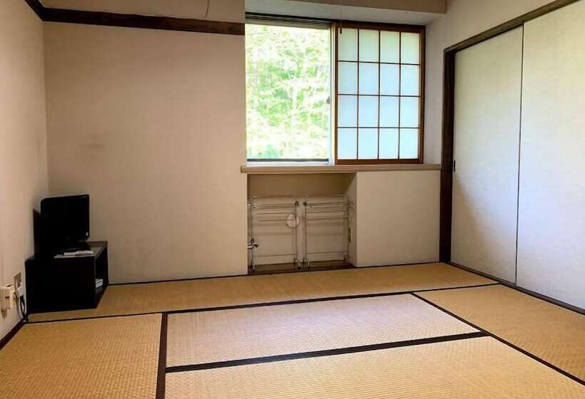 فندق Pension Nanatsumori Family