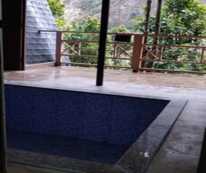 בית מלון כפרי Rakatal Rocks Resort