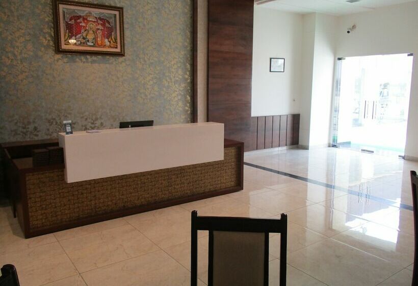 Sentara Hotel And Resort