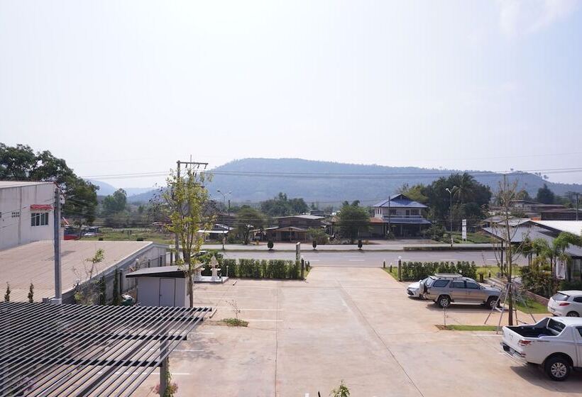 Отель Sjk Boutique