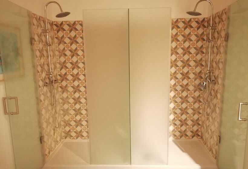 בית מלון כפרי Son Of A Beach Hostel