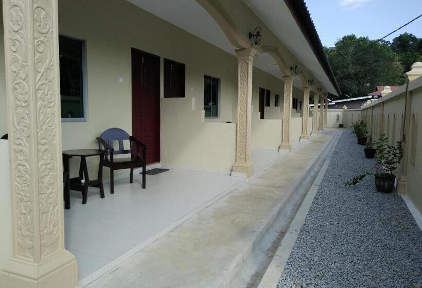Отель Sri Melor Inn