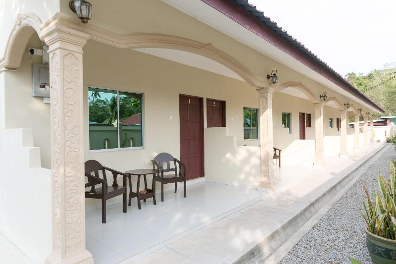 هتل Sri Melor Inn